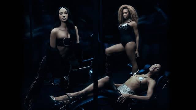 FLO